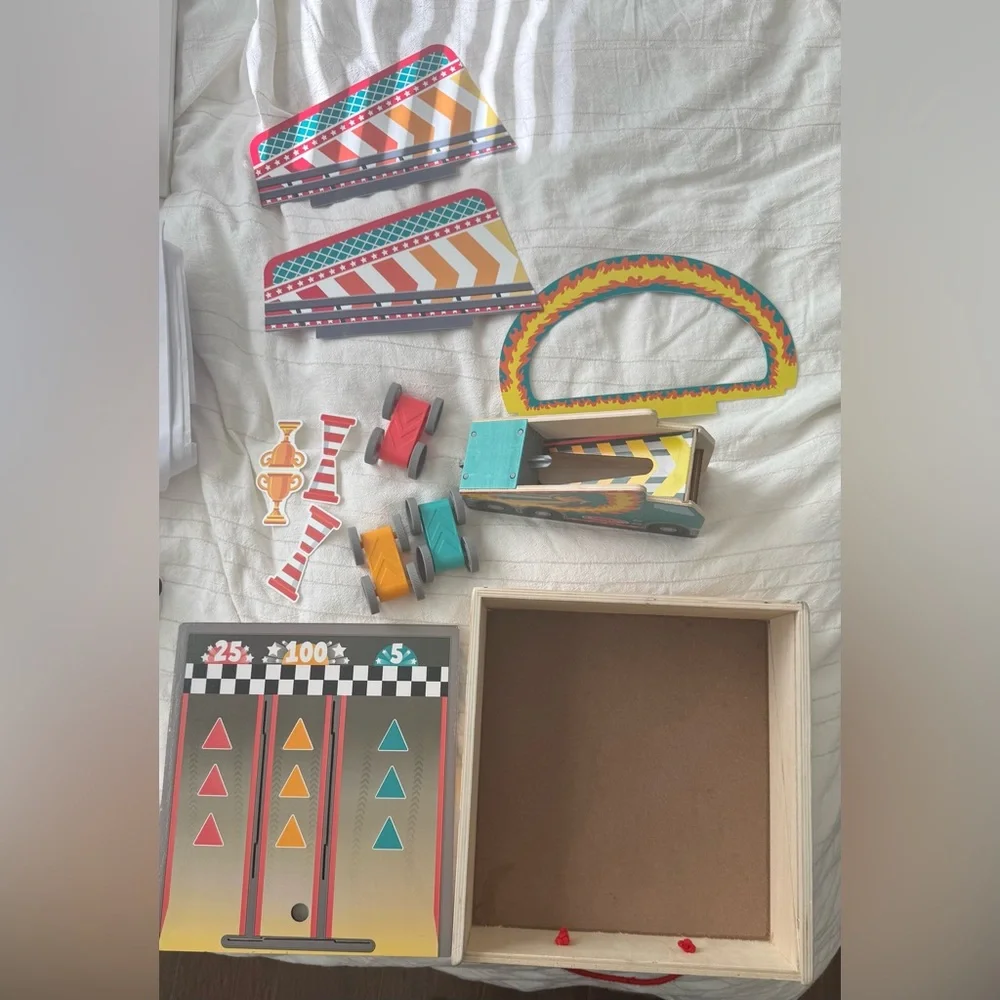 Melissa and Doug Fun At The Fair’ Ring of Fire Wooden Stunt Car Toy